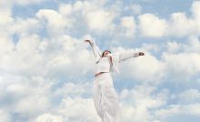 cloud dancer farba roka 2025 farba news pantone