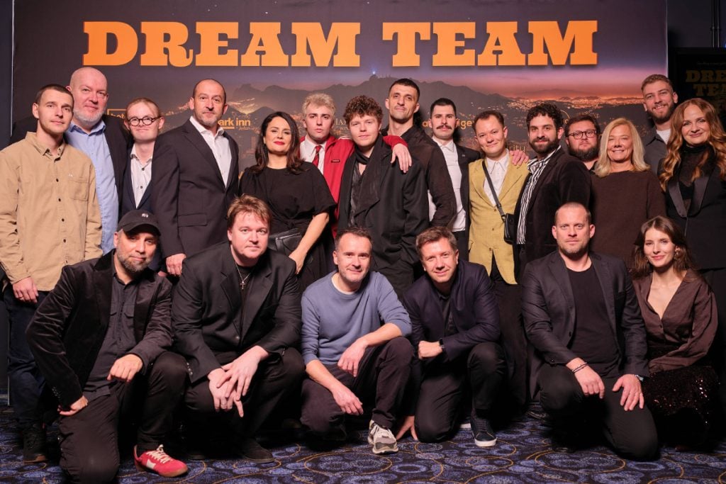 Hviezdna premiéra komédie Dream Team rozžiarila bratislavskú Euroveu