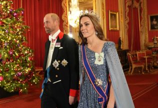 kate anglicko tiara kráľovná princezná