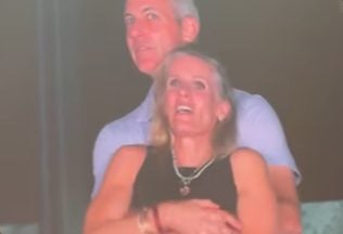 coldplay koncert škandál