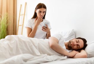 Tvrdila, že ide na psychiatrické liečenie. Príhody, ktoré dokazujú, že nevera podnecuje kreativitu