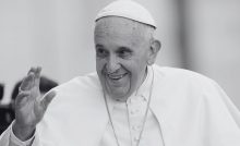 Dovidenia v nebi: Toto sú osobnosti, ktoré nás v roku 2025 navždy opustili