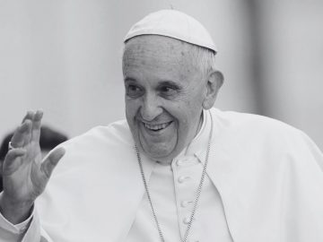 Dovidenia v nebi: Toto sú osobnosti, ktoré nás v roku 2025 navždy opustili