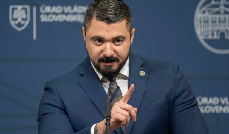 pavol gašpar nehoda slovensko SIS vyšetrovanie holečková