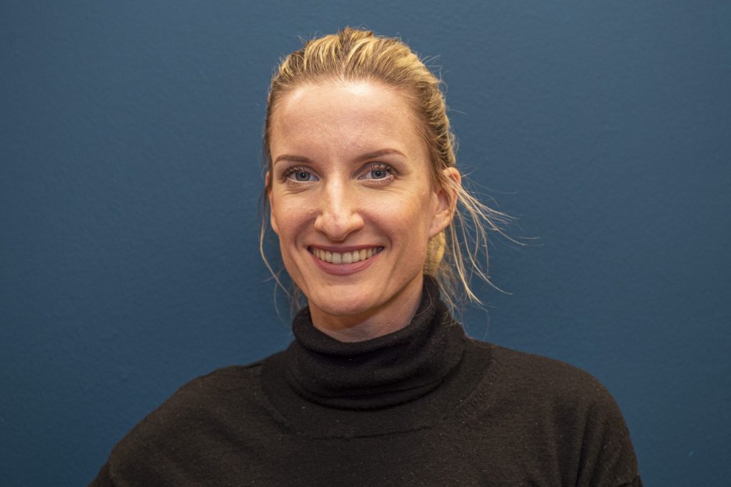 Adela Vinczeová, relácia, TV a Media, Trochu inak