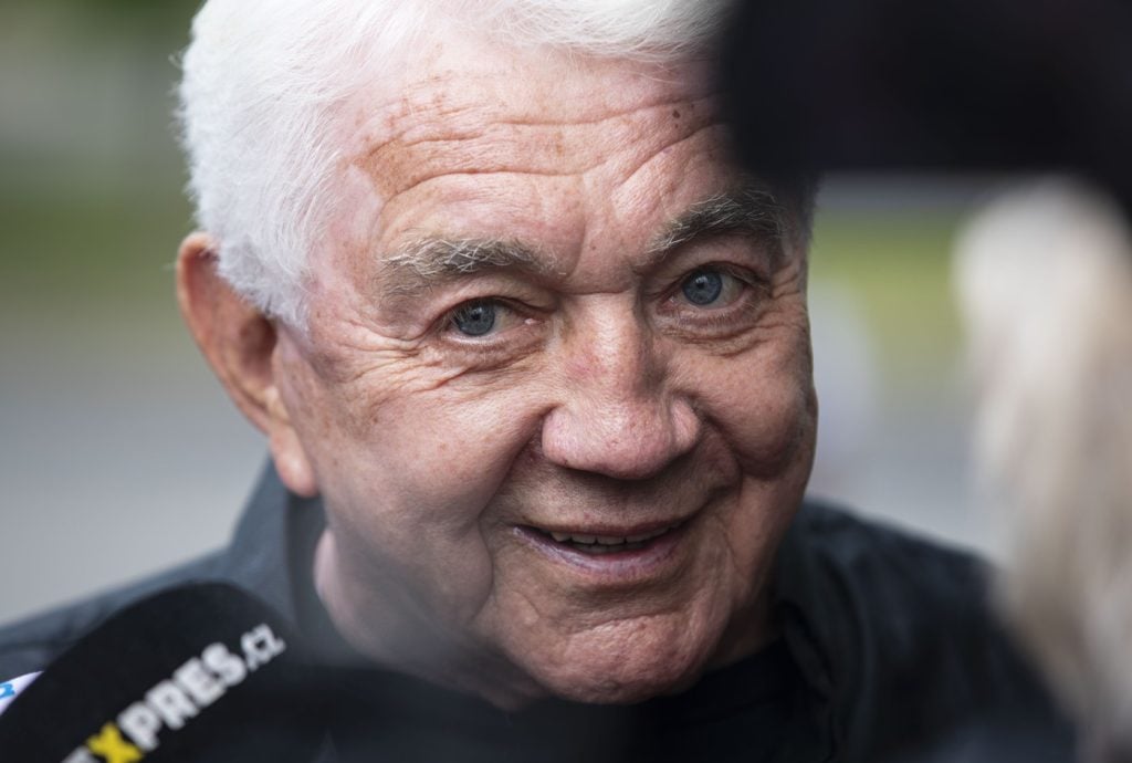 Dovidenia v nebi: Toto sú osobnosti, ktoré nás v roku 2025 navždy opustili