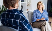 Ľudia sa podelili o životné múdrosti od svojich psychológov, ktoré im úplne zmenili pohľad na svet