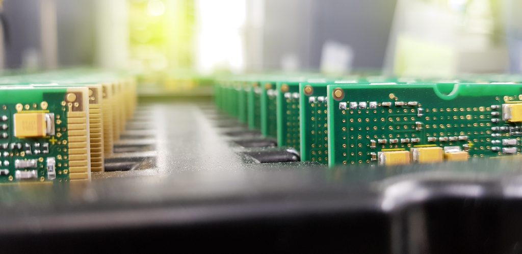 Smartfóny a počítače zažívajú prudký nárast cien. Ide o výsledok súhry niekoľkých faktorov, na ktoré dopláca zákazník.