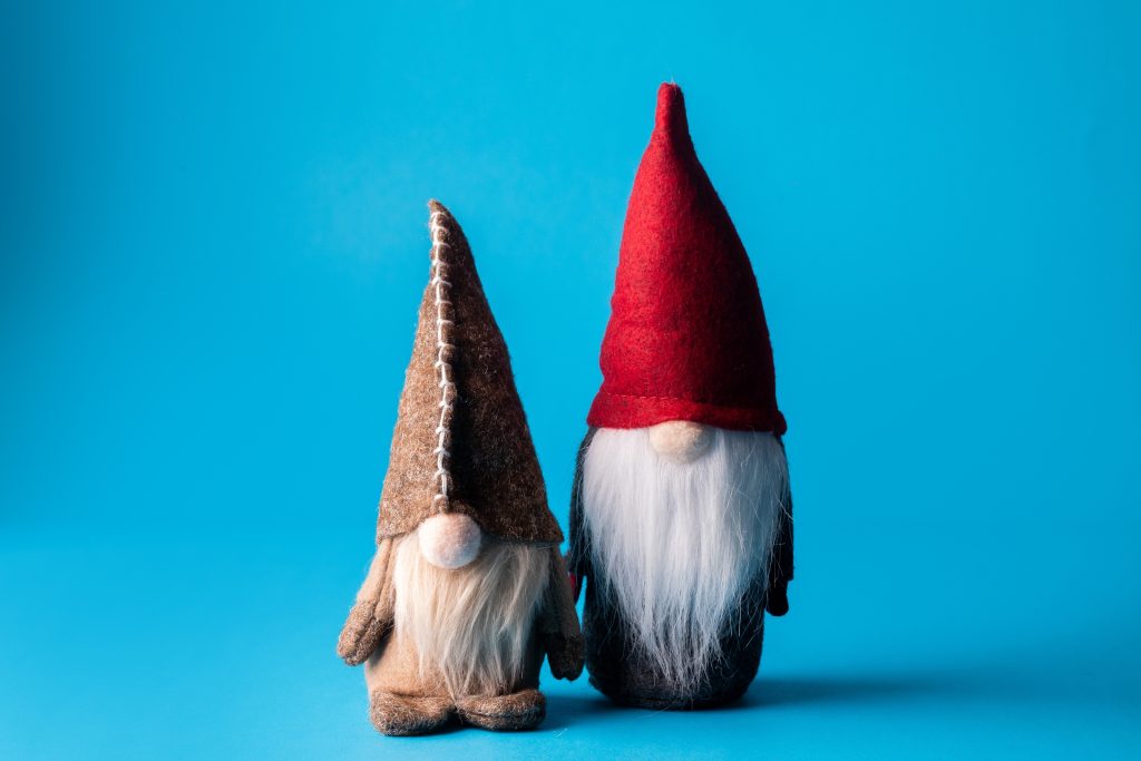 Vianočná výzdoba je disciplína, v ktorej sa mnohí Slováci dopúšťajú chýb. Snažia sa, ale aj tak im to jednoducho nevychádza.