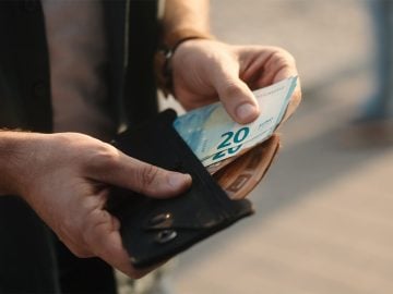 úspory slovensko účet cena hodnota suma