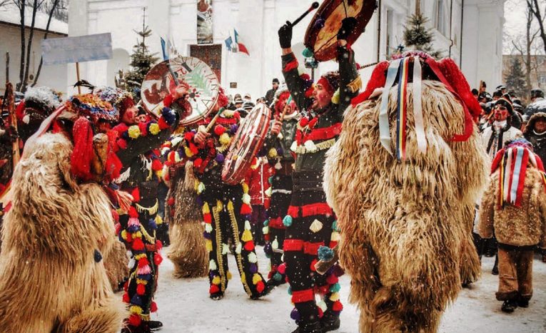 vianoce sviatky oslavy vianoc po celom svete svet zvláštne