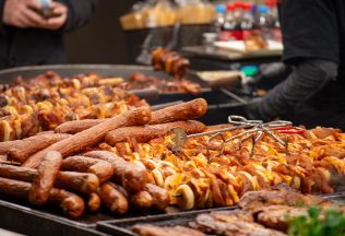 vianočné trhy jedlo slovensko hygiena