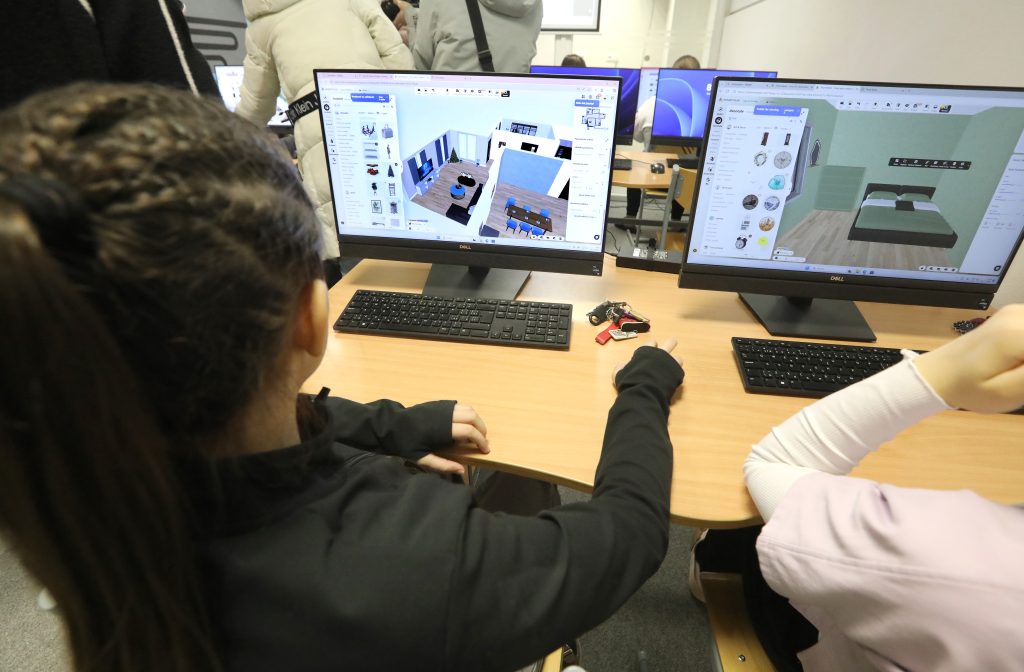 INEKO zverejnil najnovšie hodnotenia škôl na základe výsledkov ich žiakov. Toto sú najlepšie školy na Slovensku.