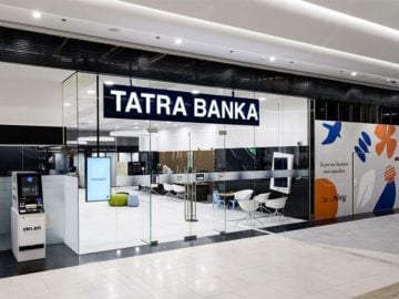 banka tatra banka slovensko zmeny seniori študenti mladí ľudia peniaze