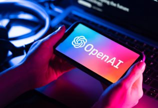 chatgpt openai ľudia financie zarábanie problémy