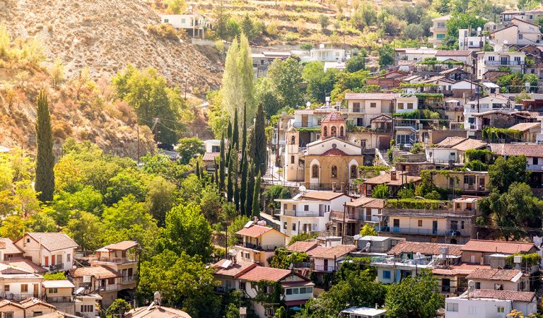 cyprus cestovatelia cestovanie ľudia peniaze