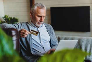 hypotéky slovensko mbank slováci ľudia