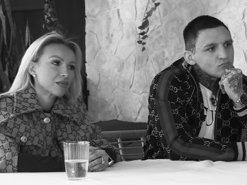 jakliova havária nešťastie boráros zámena manželiek