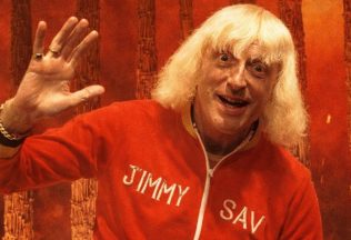 jimmy savile 28 rokov potom chrám z kostí zombie monštrum krimi premium