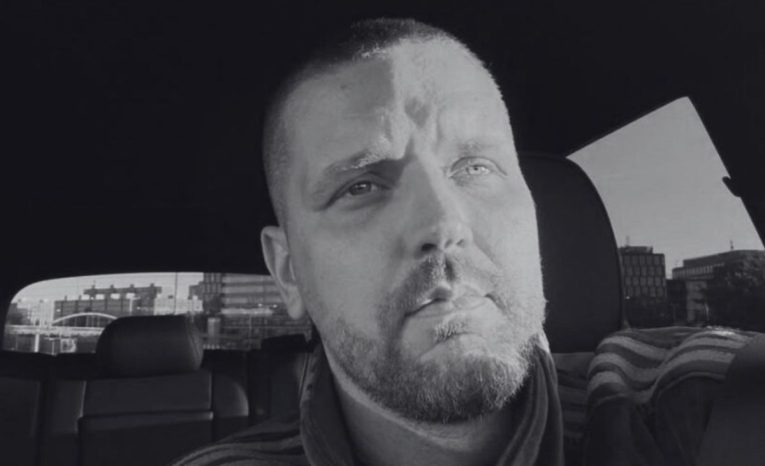 Slovenská hudobná scéna smúti. Zomrel známy moderátor Osťo