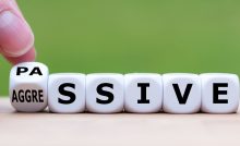 Vety, ktoré znejú nevinne, ale v skutočnosti sú pasívno agresívne