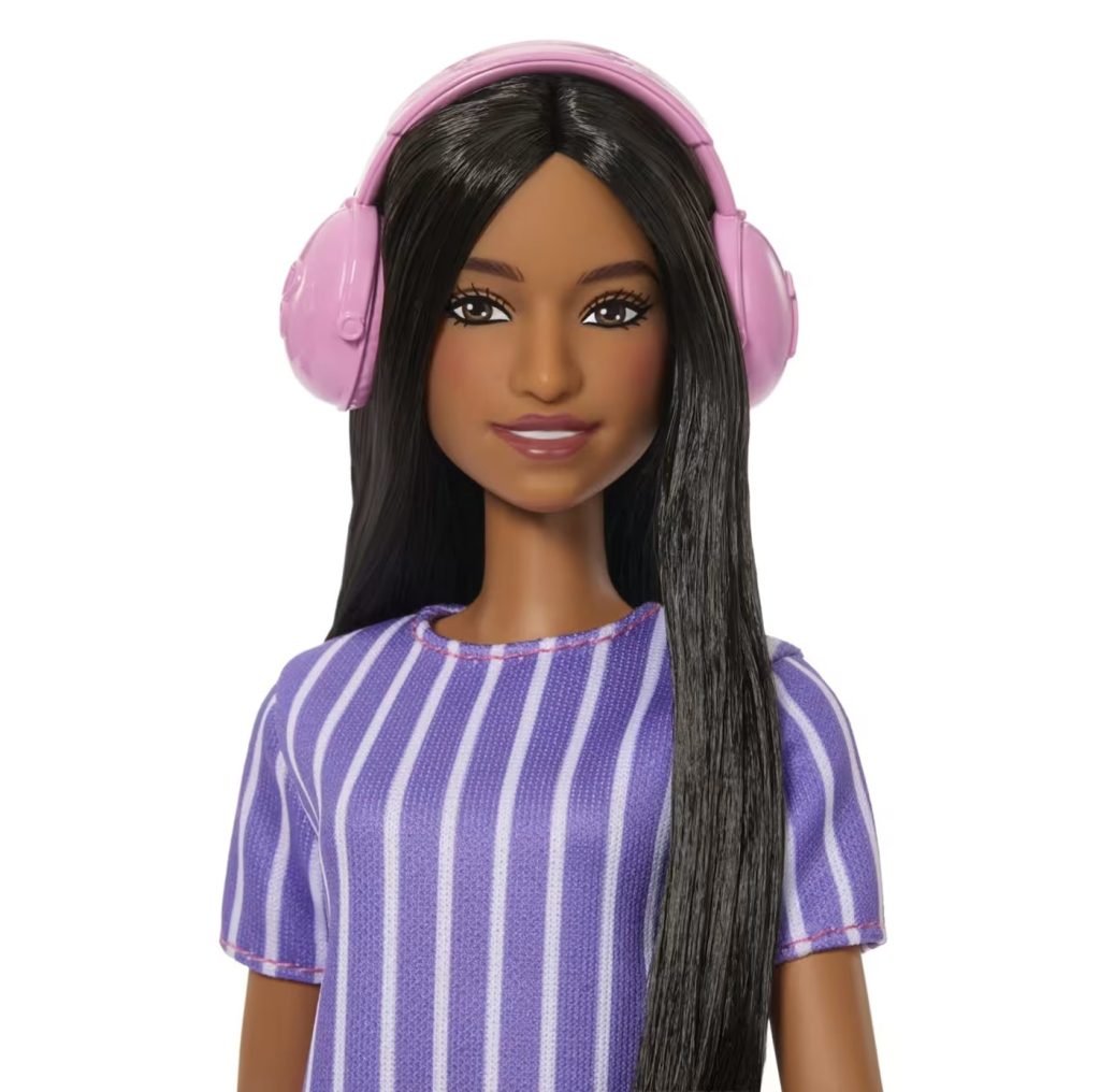 Prichádza autistická Barbie! Výrobca hračiek Mattel predstavil bábiku Barbie, ktorá má autizmus. Ide o ďalší krok v snahe o inklúziu.