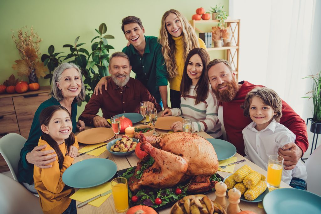 Múdrosti od rodinného stola: Vety, ktoré si prisahal, že nikdy nepovieš – a predsa ich hovoríš