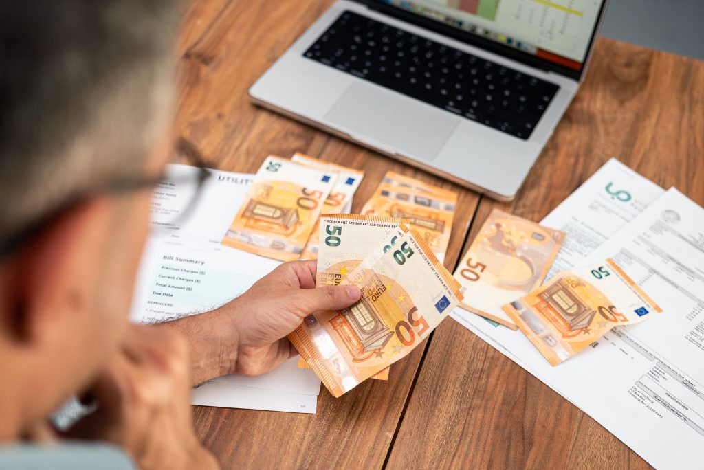 peniaze, financie, energopomoc, Slovensko, Slovenský plynárenský priemysel