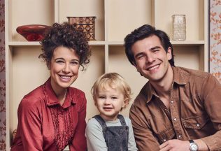 sľub slovensko televízia televízne obrazovky ľudia