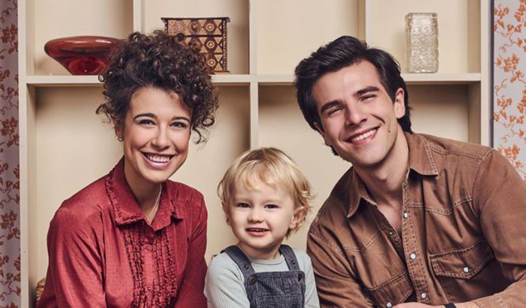 sľub slovensko televízia televízne obrazovky ľudia