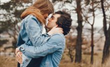 Ľudia opísali nezvyčajné okolnosti, za ktorých spoznali svojich partnerov