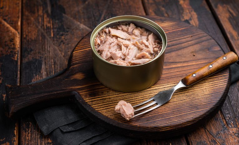 tuniak v konzerve tuniaky ryby rozhovor odhalenie