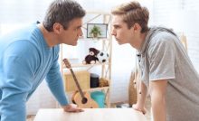 Múdrosti od rodinného stola: Vety, ktoré si prisahal, že nikdy nepovieš – a predsa ich hovoríš