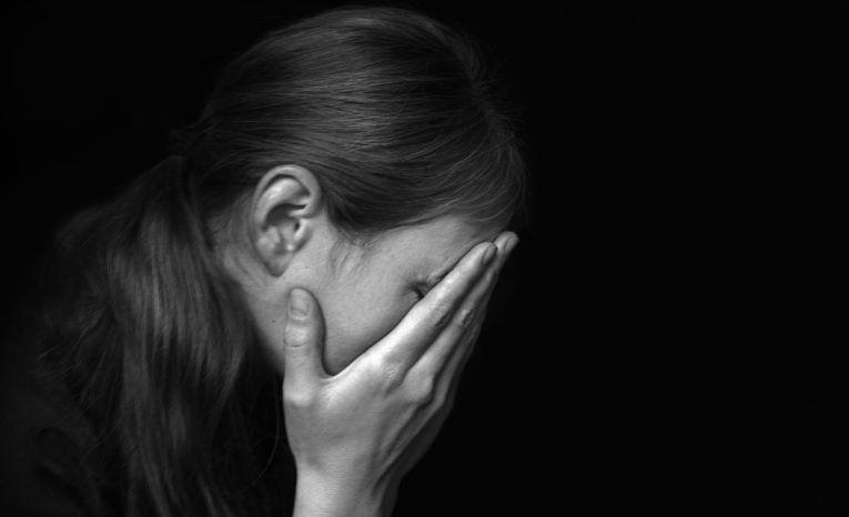 Veci, ktoré robia ľudia, keď sa cítia vinní, ale nechcú to priznať