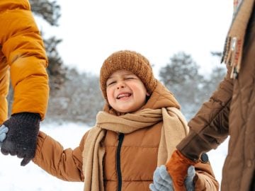 Každodenný boj. 10 vtipných príspevkov, ktoré dokonalo vystihujú zimu rodičov s malými deťmi