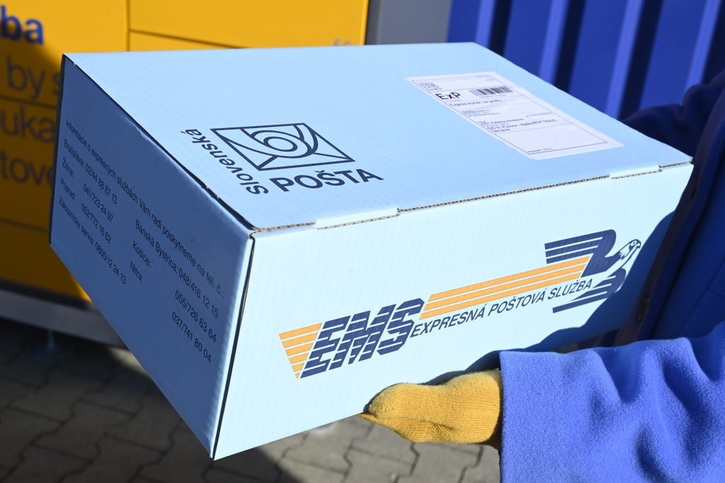 Slovenská pošta zaviedla dôležitú zmenu. Čas, ktorý má zákazník na prebratie balíka, bol výrazne zredukovaný.