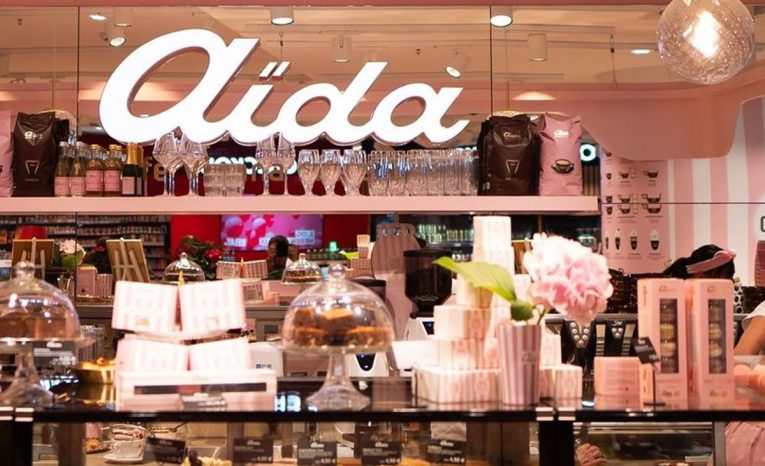 aida bratislava kaviareň legendárna kaviareň nivy koniec