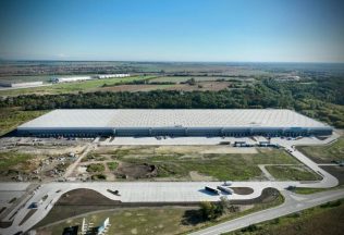 Bernolákovo, Slovensko, sklad, Alza, obchod, novinka