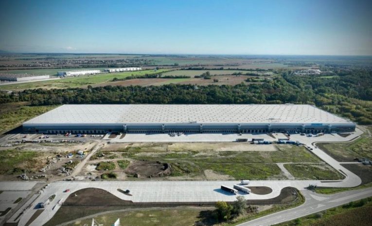 Bernolákovo, Slovensko, sklad, Alza, obchod, novinka