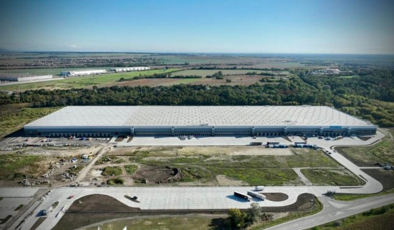 Bernolákovo, Slovensko, sklad, Alza, obchod, novinka