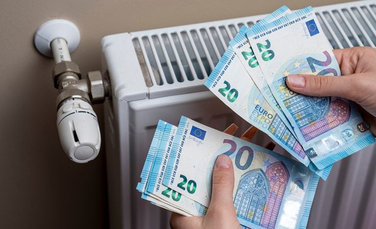 energie slovensko peniaze