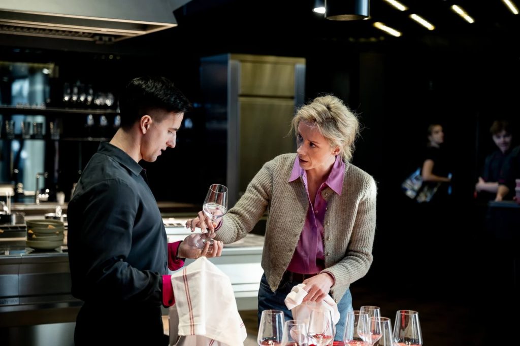 Keď sa zhasne, komédia, český film, filmy, kino program, slovenské kino, kino premiéra, filmová novinka