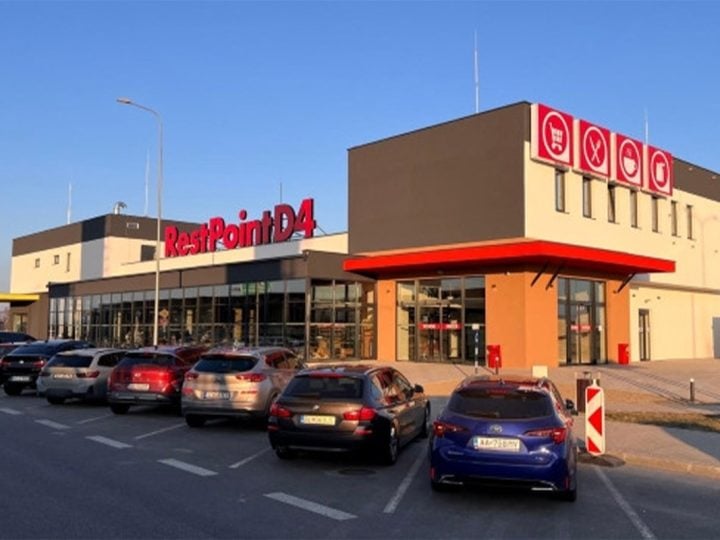 restpoint D4 prevádzka zatvorenie regále obchod predajňa