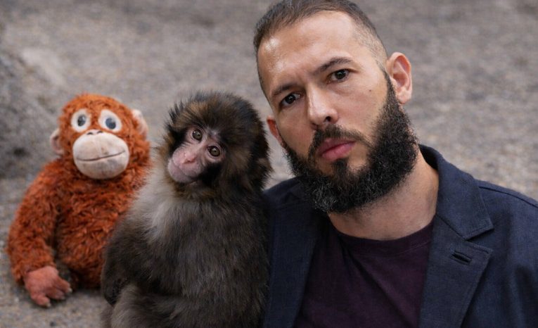 tristan tate andrew opička japonsko zoo viral