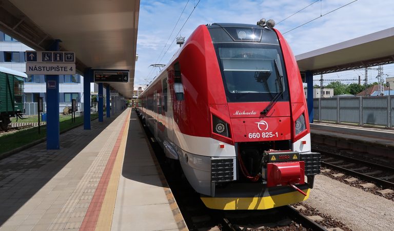 železnice aplikácia slovensko ZSSk