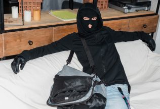 zlodeji slovensko bratislava kriminalita