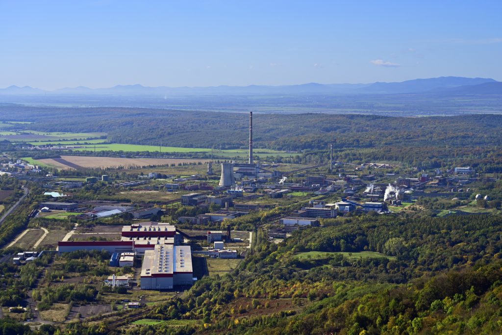 ZVS Holding a francúzska štátna firma Eurenco pripravujú spustenie výroby munície v priestore Chemko Strážske.