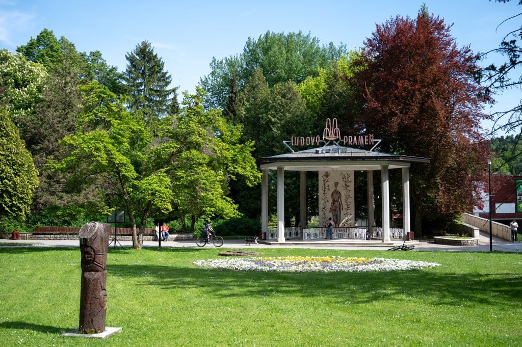 Zdravotná poisťovňa eviduje presnú štatistiku dokumentujúcu, ktoré slovenské kúpele sú medzi jej poistencami najžiadanejšie.