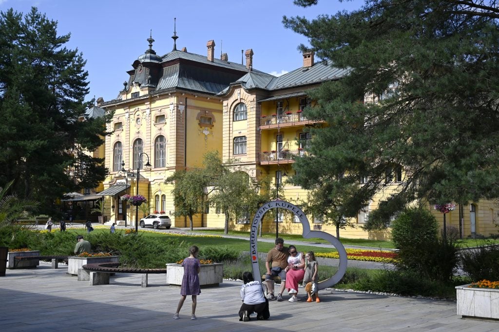 Zdravotná poisťovňa eviduje presnú štatistiku dokumentujúcu, ktoré slovenské kúpele sú medzi jej poistencami najžiadanejšie.