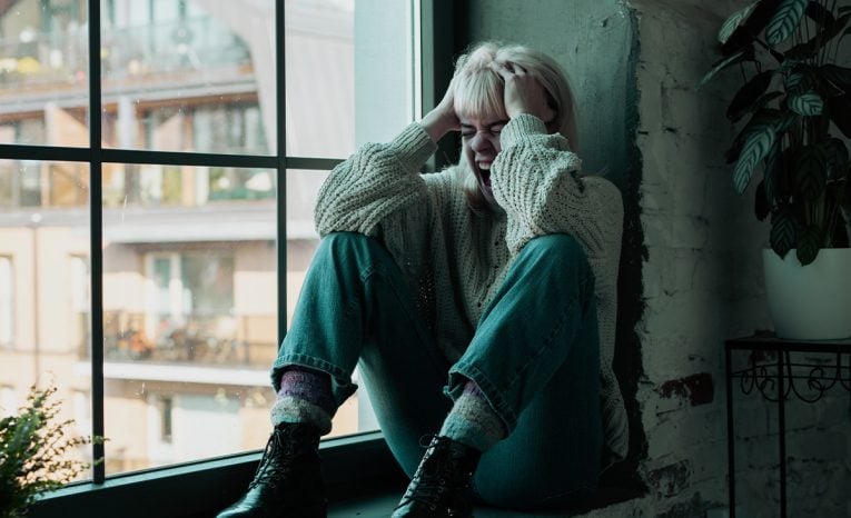 bolesť utrpenie ľudia trápenie telo zdravie najhoršie bolesti